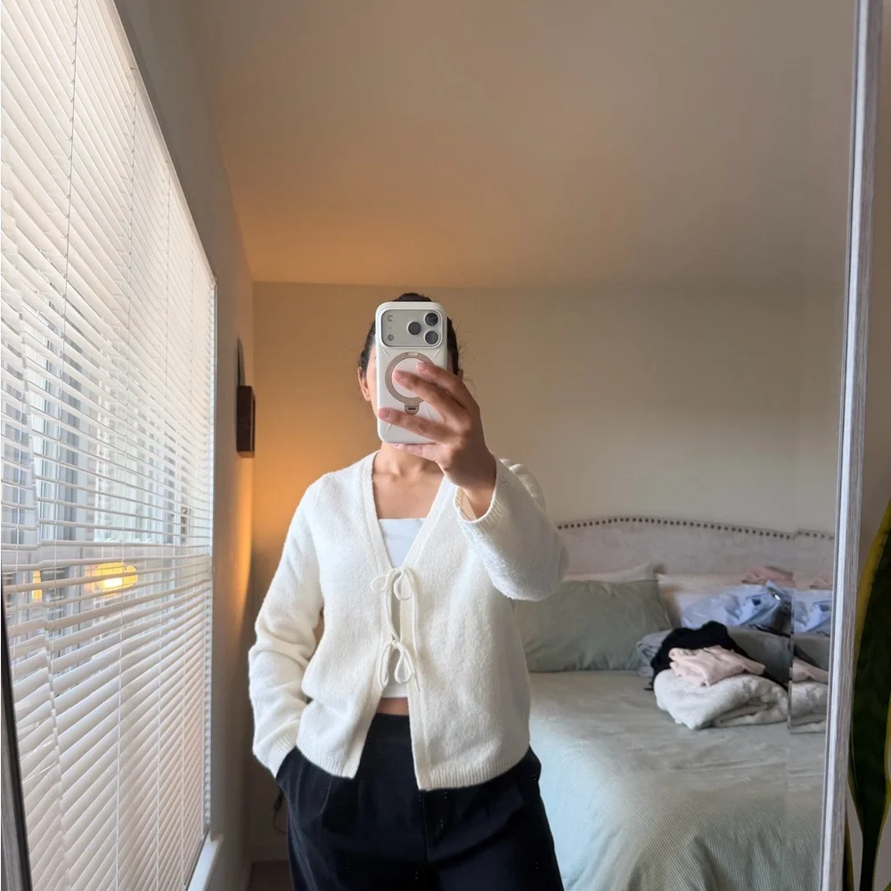 Abercrombie & Fitch Cream Knit Tie-Front Cardigan - Picture 4 of 4